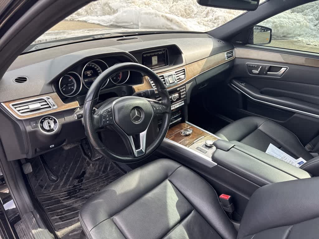 Thumbnail: 2015 Mercedes-Benz E-Class - 31