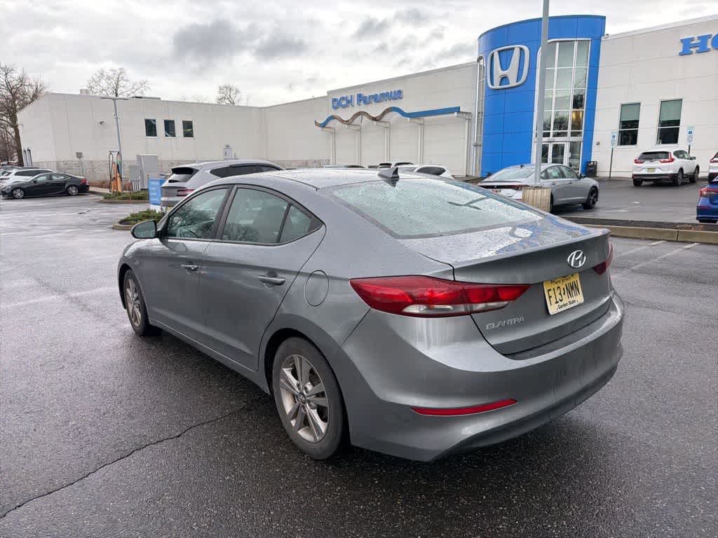 Thumbnail: 2018 Hyundai Elantra - 15