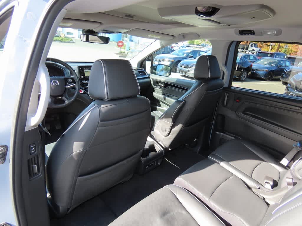 Thumbnail: 2024 Honda Odyssey - 16