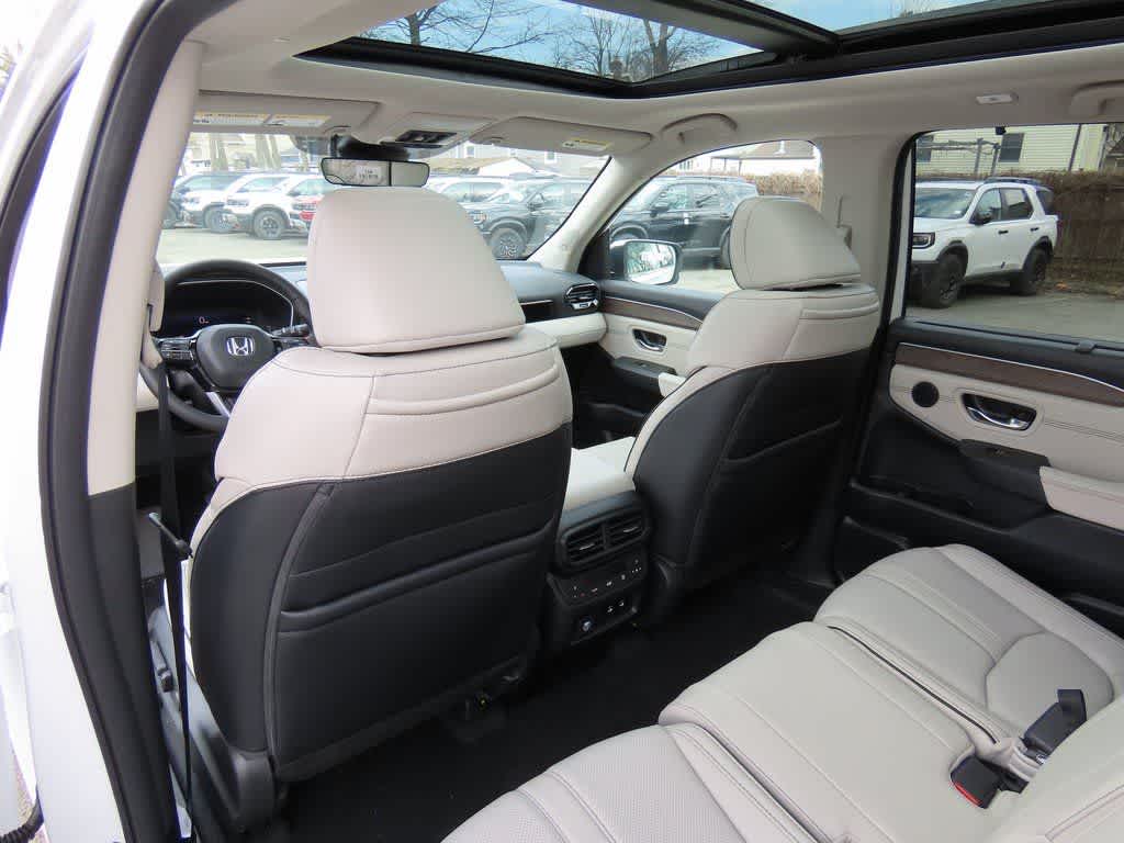 Thumbnail: 2026 Honda Pilot - 17