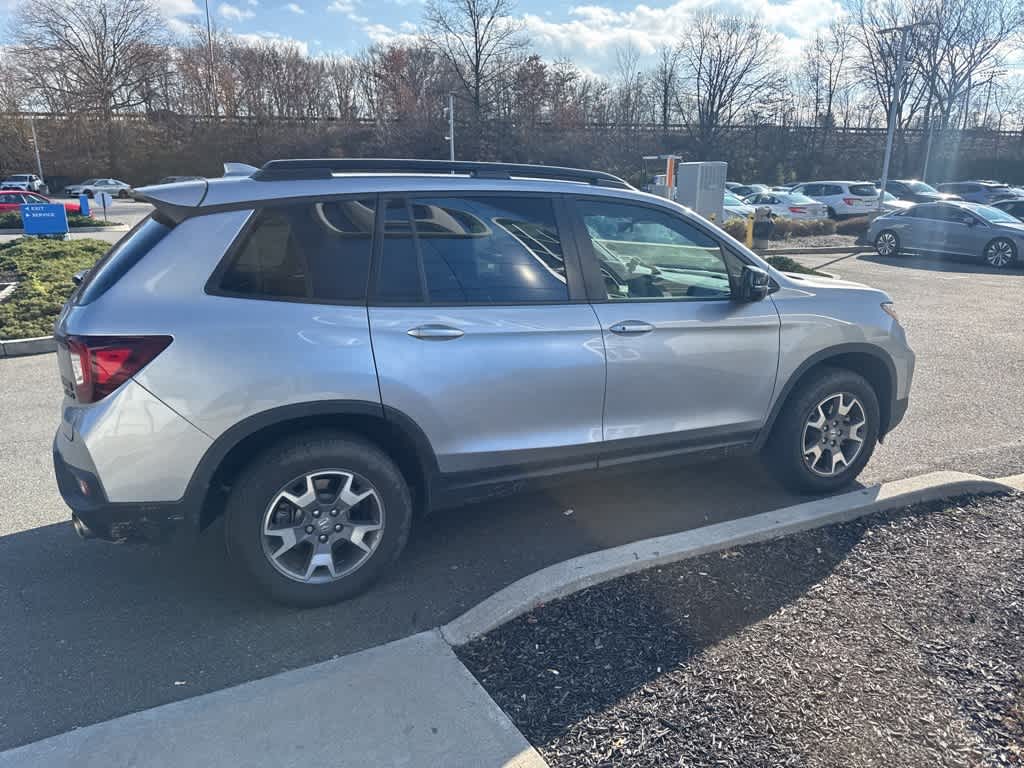 Thumbnail: 2023 Honda Passport - 8