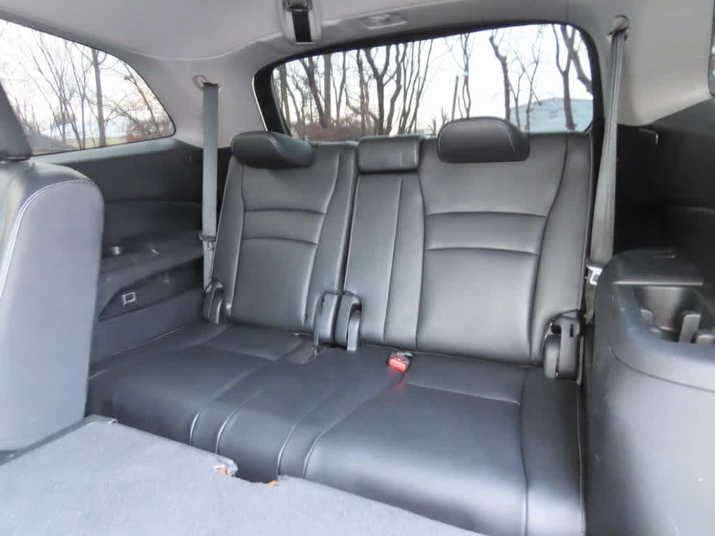 Thumbnail: 2018 Honda Pilot - 15