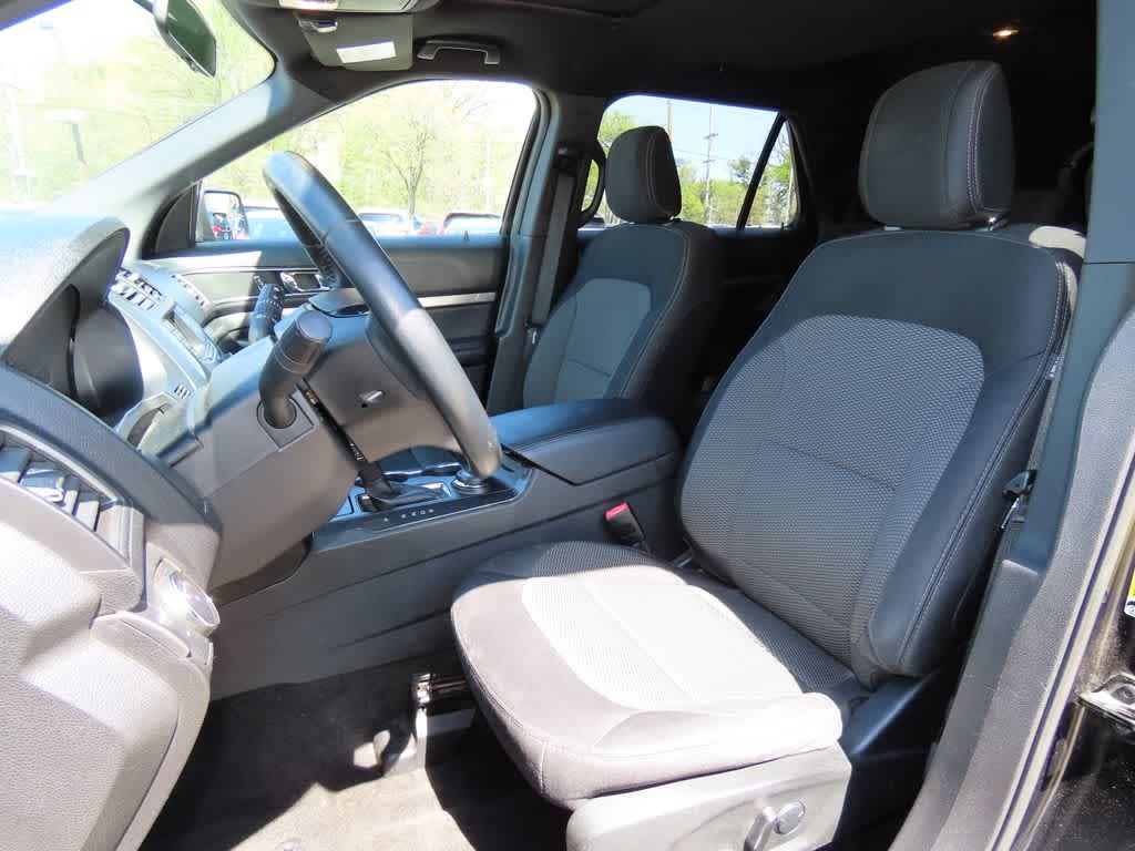 Thumbnail: 2018 Ford Explorer - 10