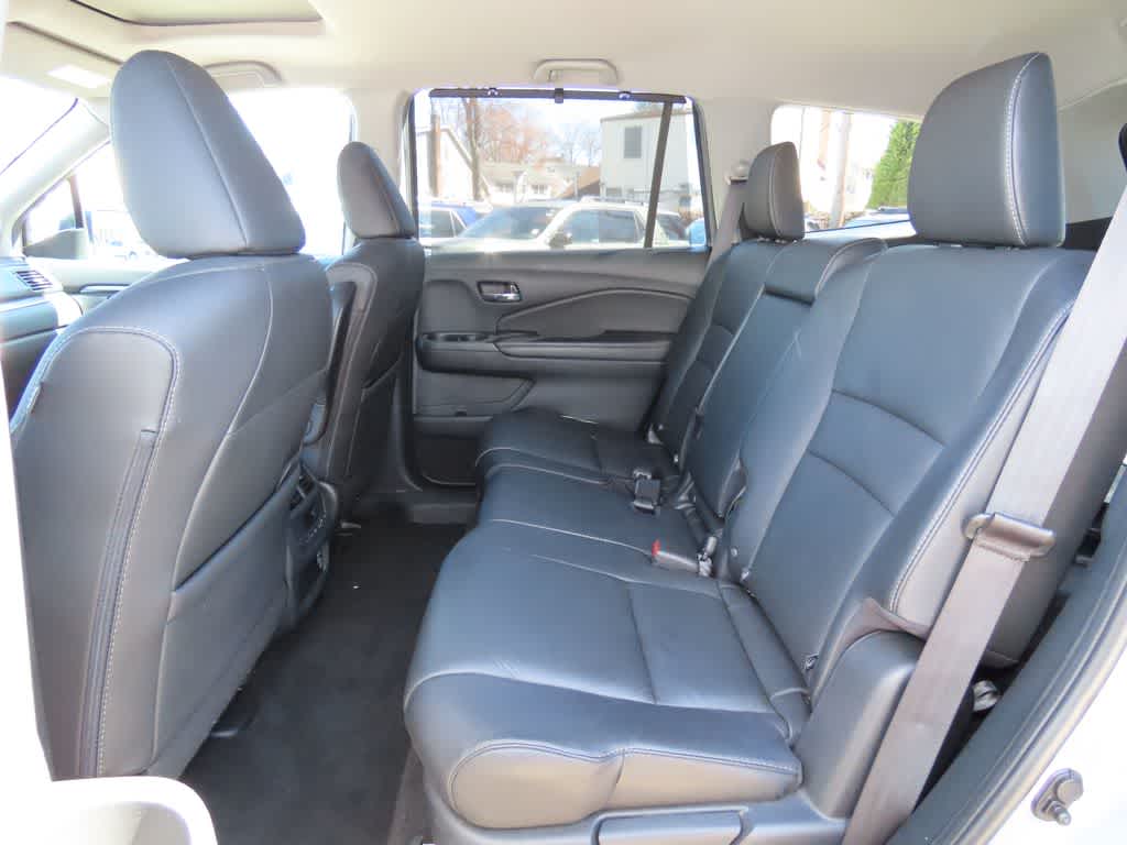 Thumbnail: 2022 Honda Pilot - 14