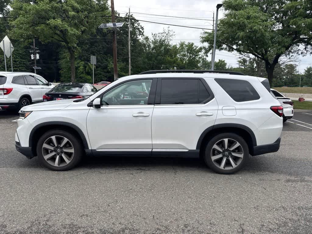 Thumbnail: 2023 Honda Pilot - 2