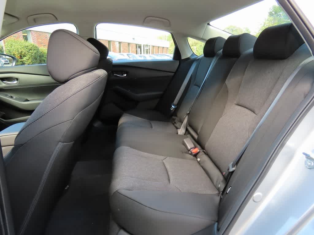 2025 Honda Accord LX 12