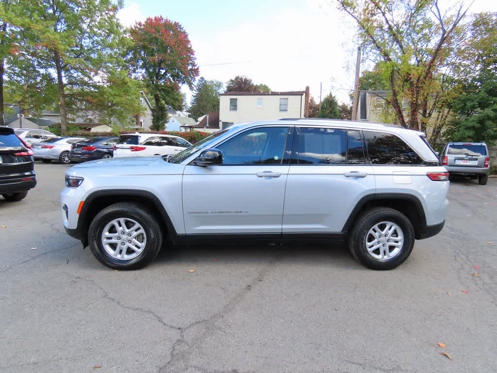 Thumbnail: 2023 Jeep Grand Cherokee - 3