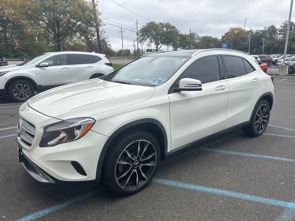 Thumbnail: 2016 Mercedes-Benz GLA - 4