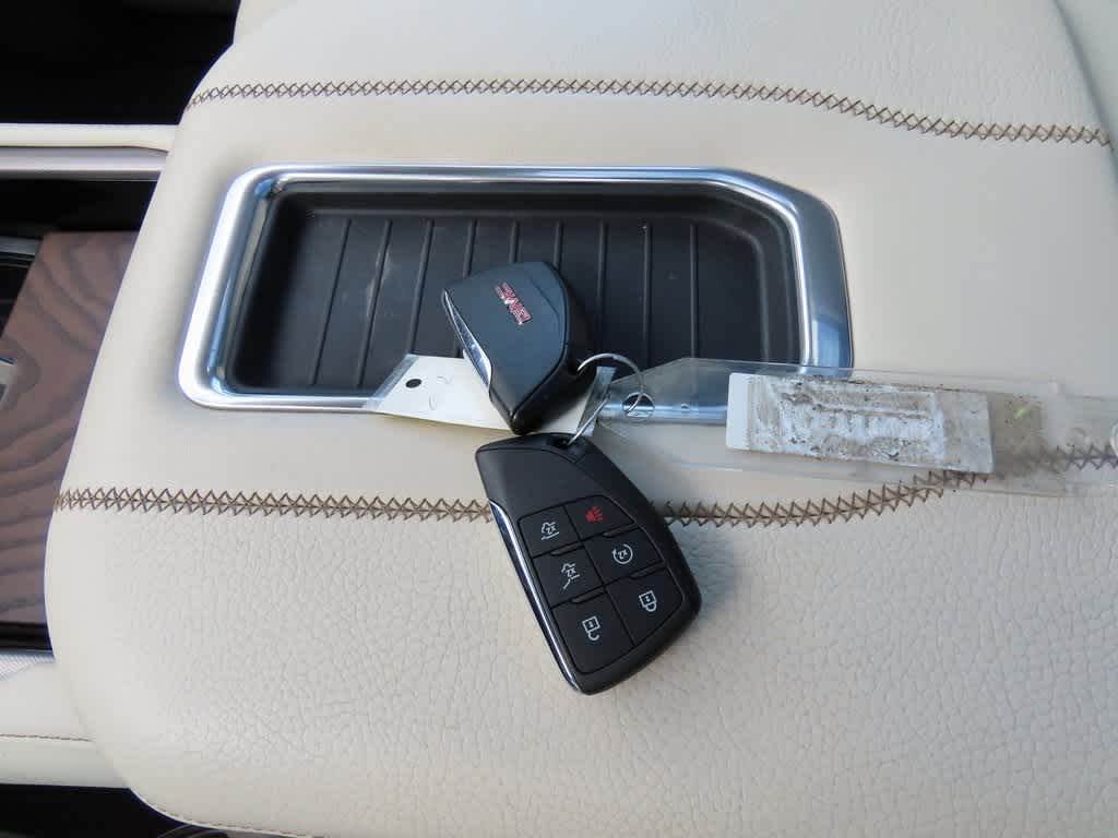 Thumbnail: 2022 GMC Yukon XL - 29