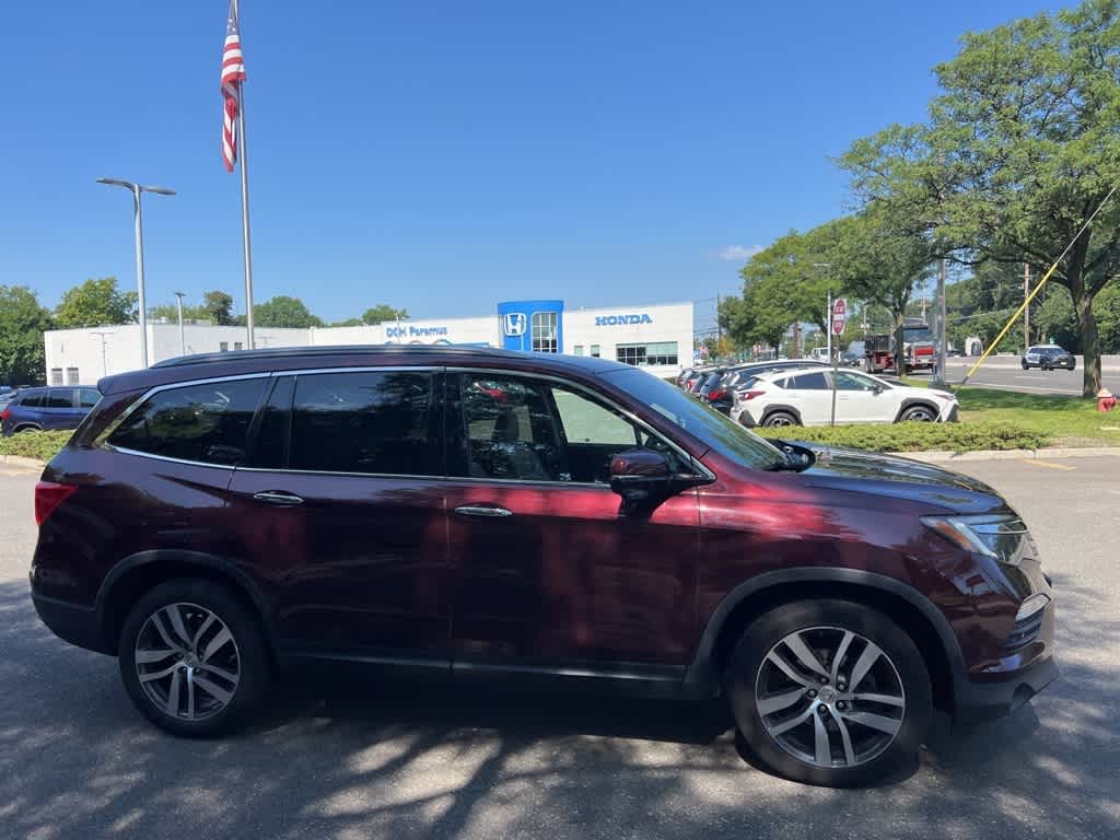 Thumbnail: 2016 Honda Pilot - 4