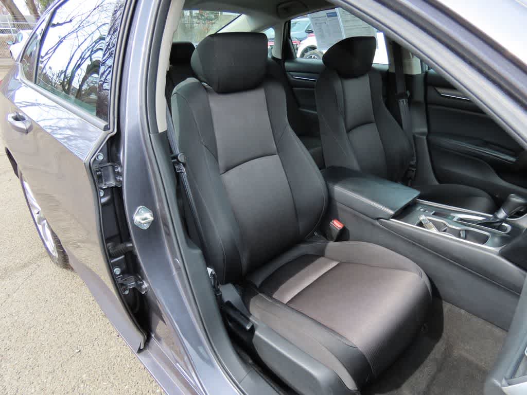 Thumbnail: 2018 Honda Accord - 16