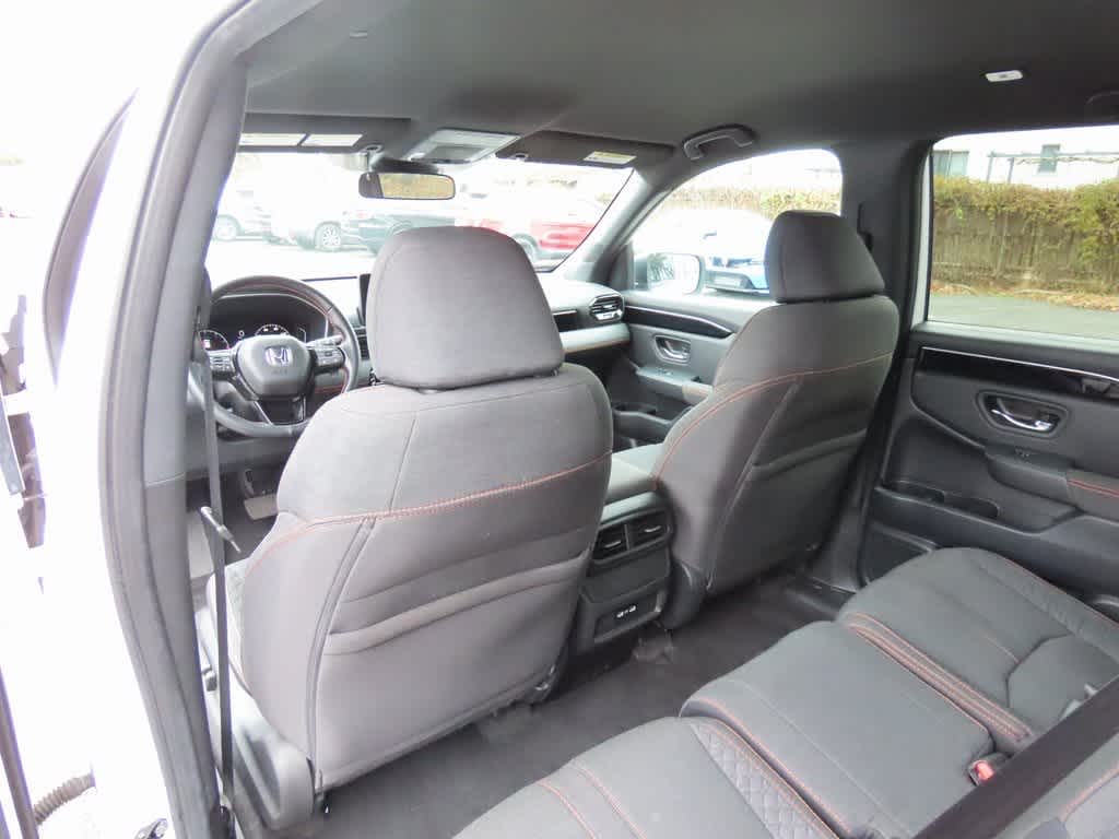 Thumbnail: 2023 Honda Pilot - 17