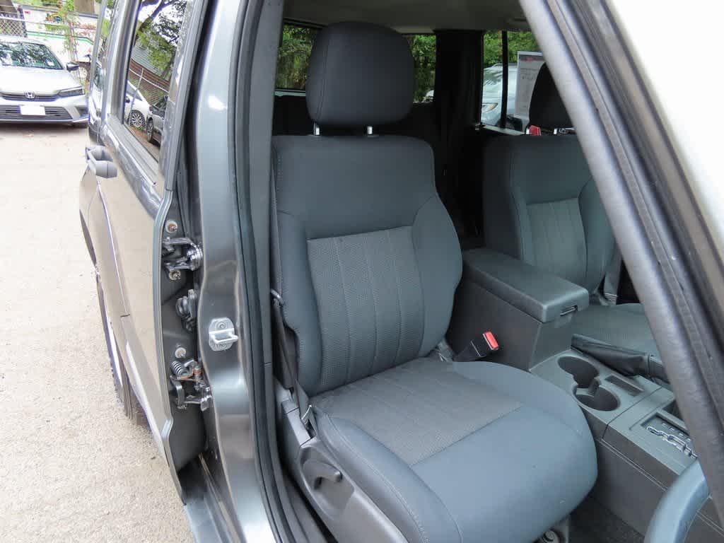 Thumbnail: 2012 Jeep Liberty - 17