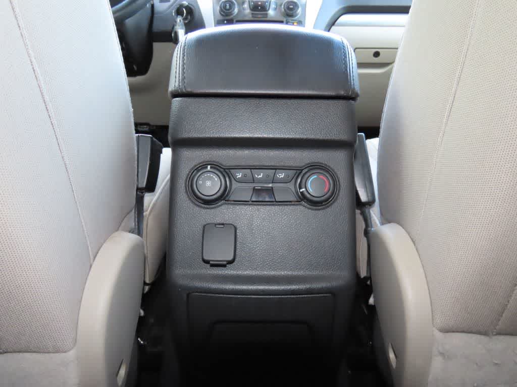 Thumbnail: 2014 Ford Explorer - 23
