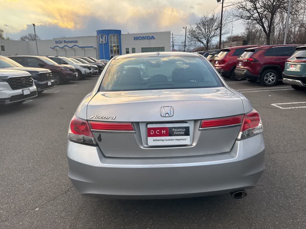 Thumbnail: 2011 Honda Accord - 16