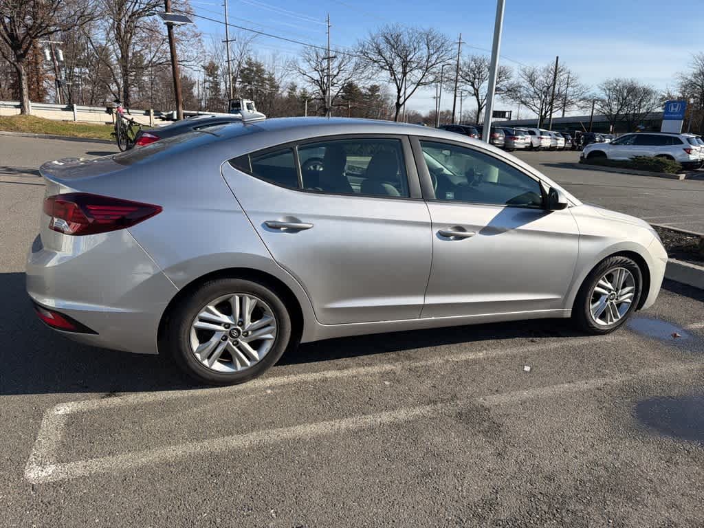 Thumbnail: 2020 Hyundai Elantra - 12