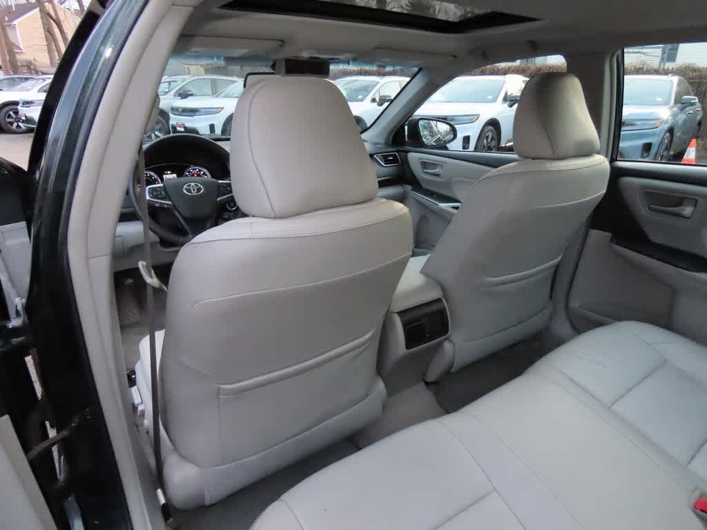 Thumbnail: 2015 Toyota Camry - 14