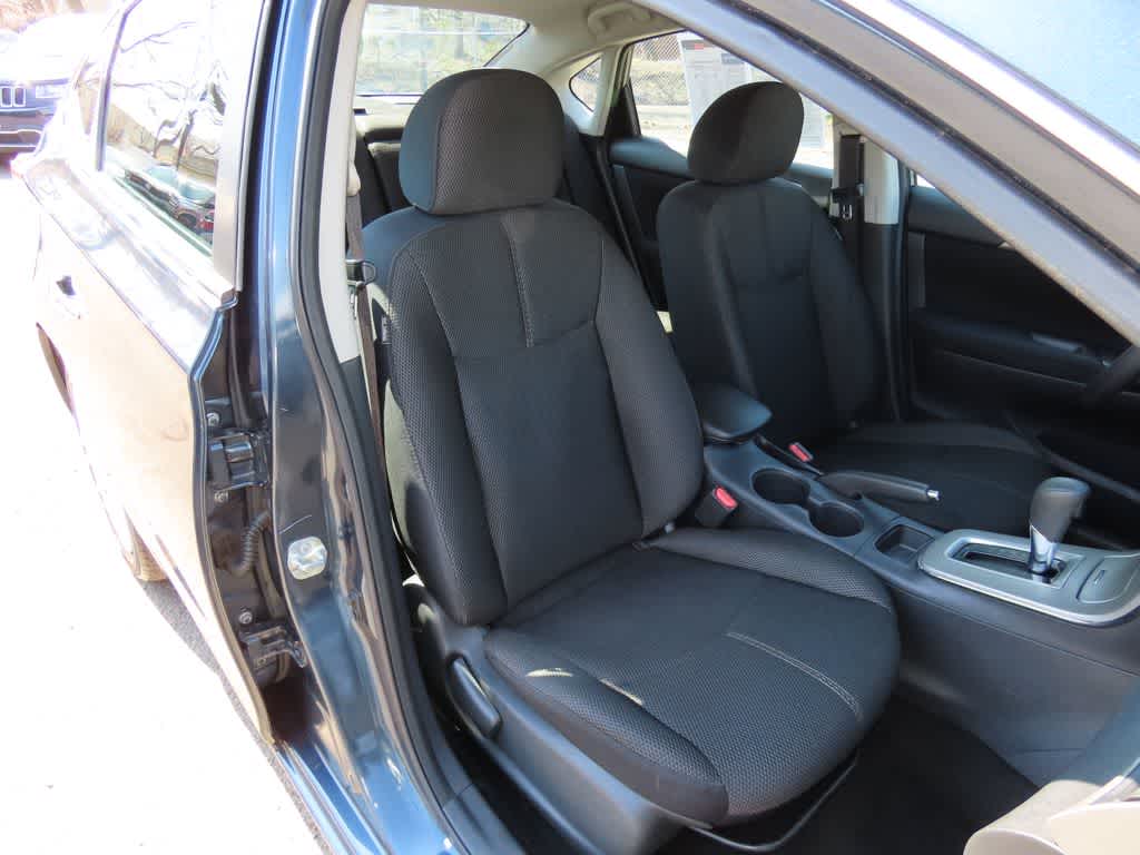 Thumbnail: 2013 Nissan Sentra - 16