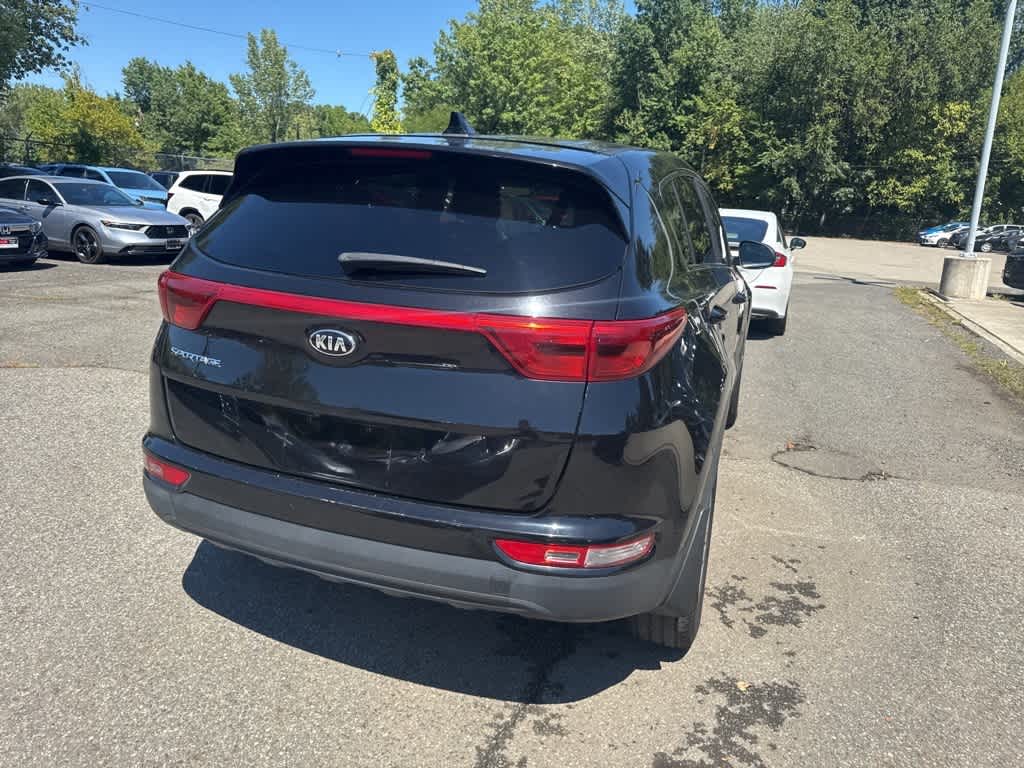 Thumbnail: 2017 Kia Sportage - 17
