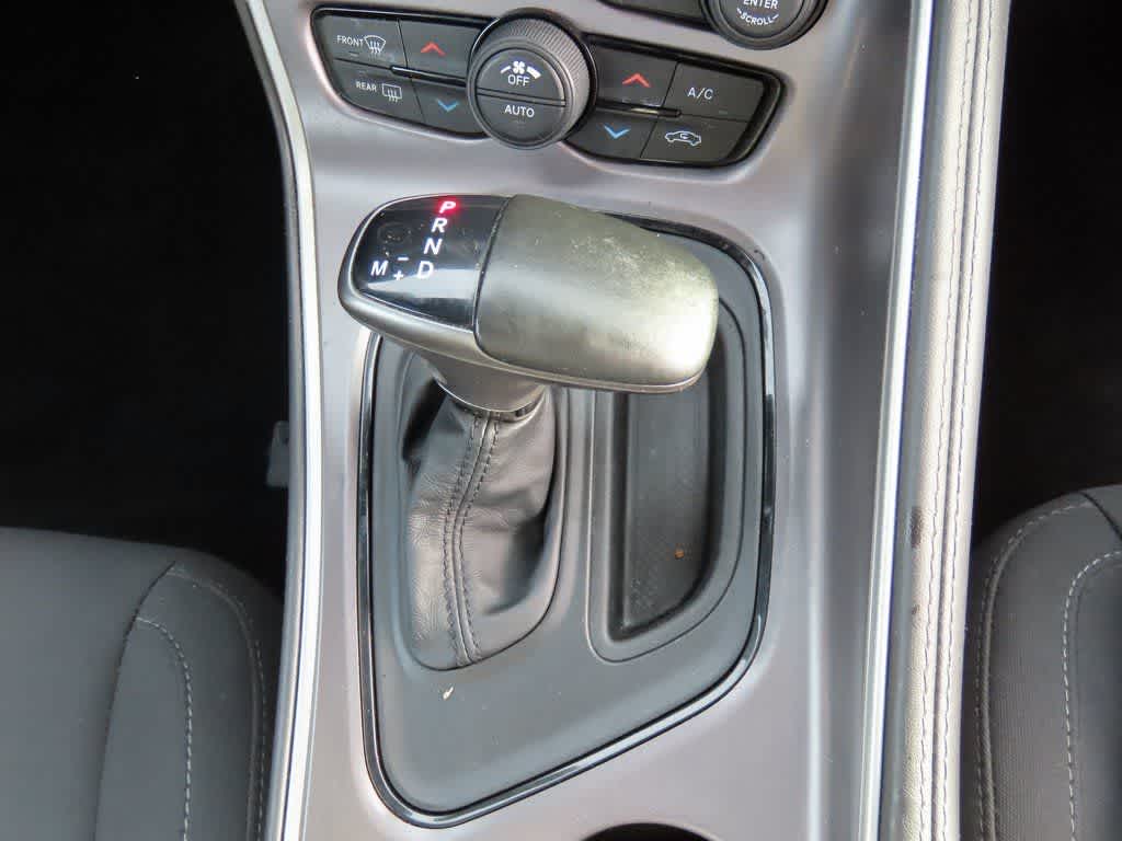 Thumbnail: 2019 Dodge Challenger - 18