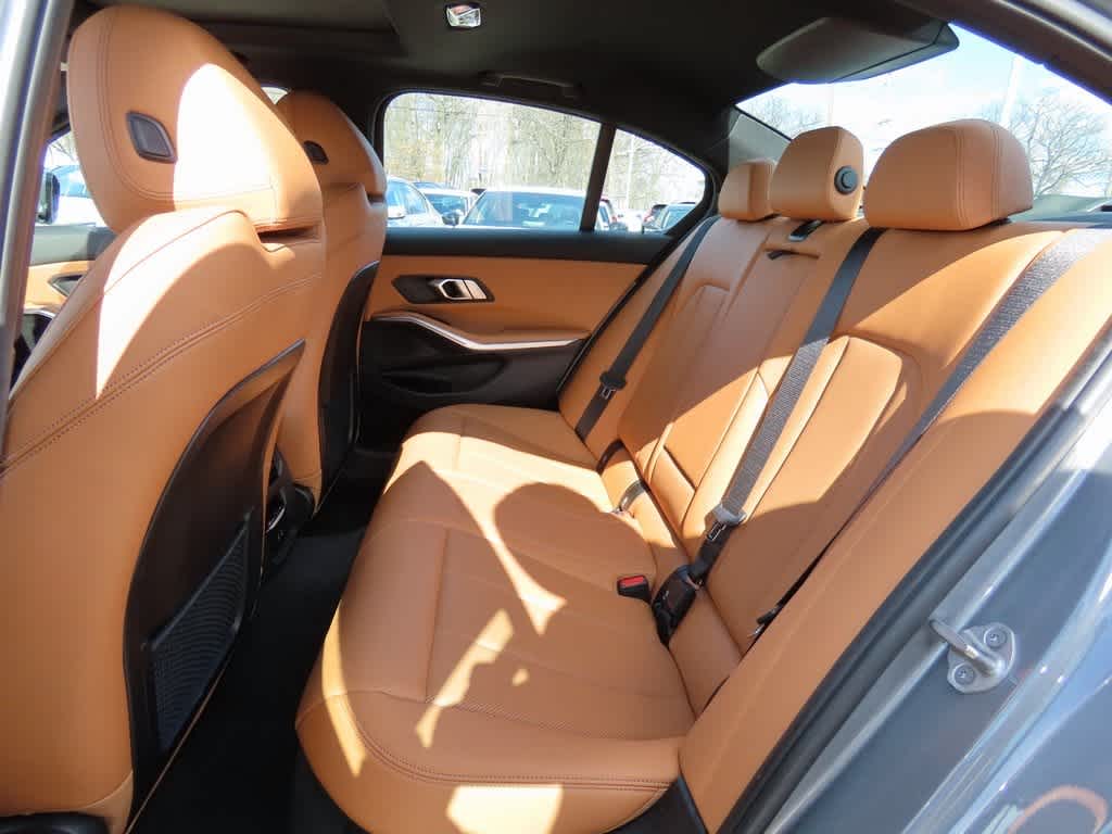 Thumbnail: 2023 BMW 3 Series - 15