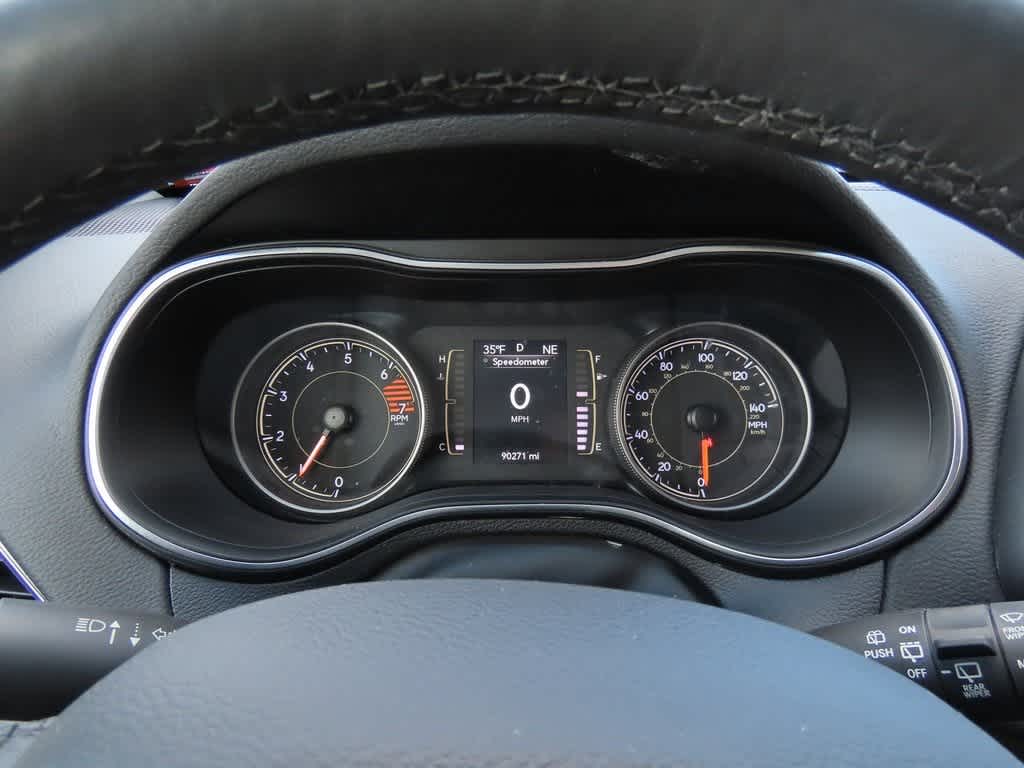 Thumbnail: 2019 Jeep Cherokee - 28