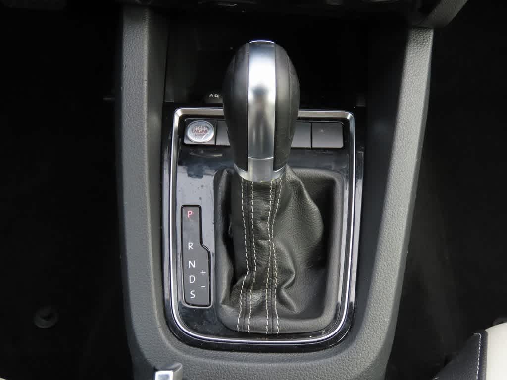 Thumbnail: 2016 Volkswagen Jetta - 21