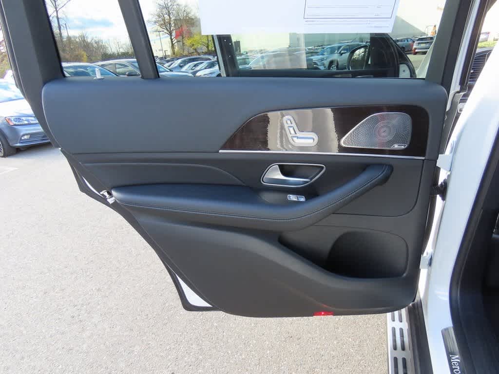 Thumbnail: 2024 Mercedes-Benz GLS - 18