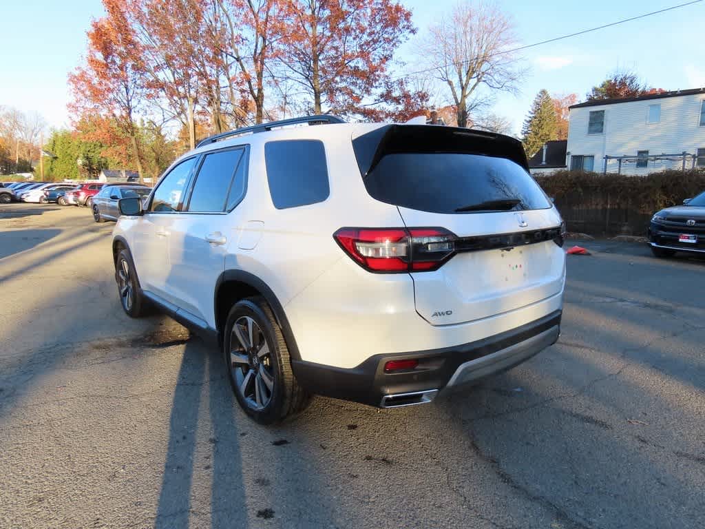 Thumbnail: 2023 Honda Pilot - 4