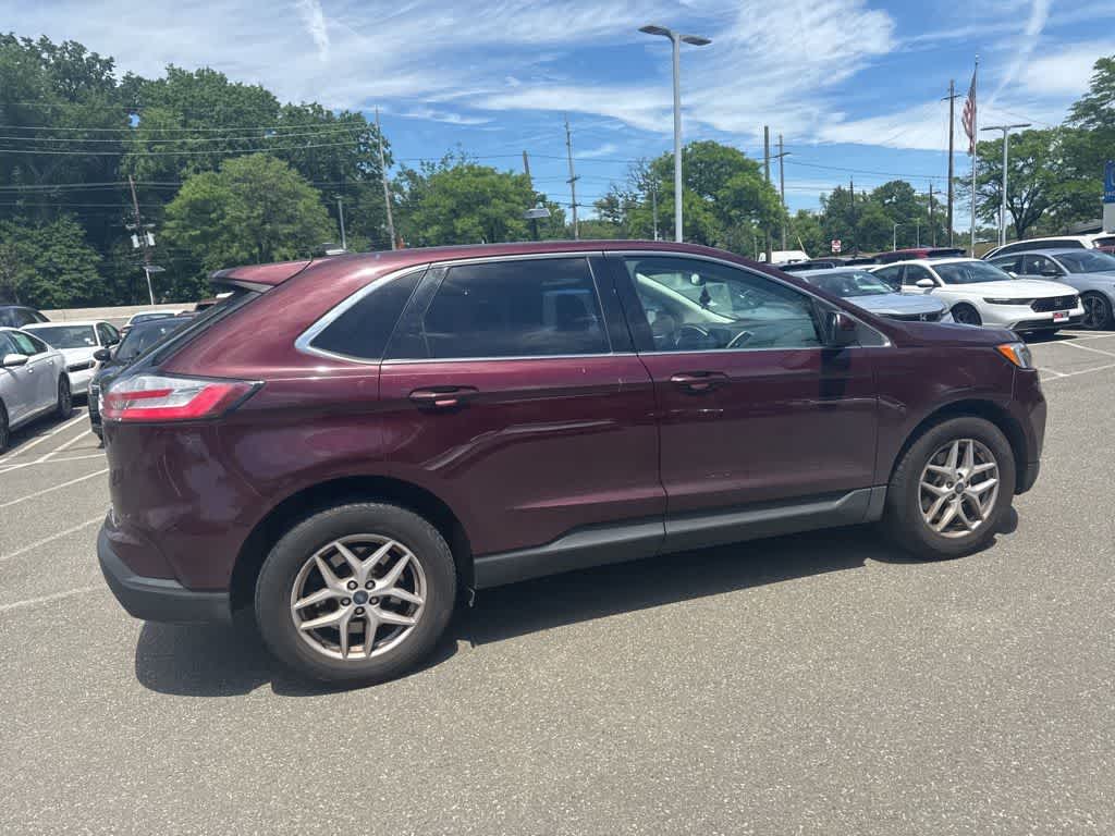 Thumbnail: 2021 Ford Edge - 13