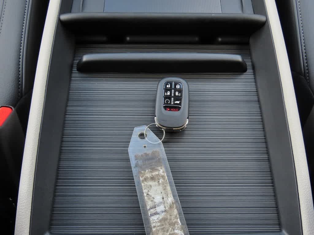 Thumbnail: 2026 Honda Odyssey - 30