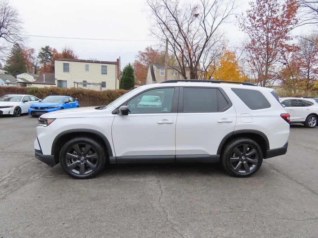 Thumbnail: 2023 Honda Pilot - 3