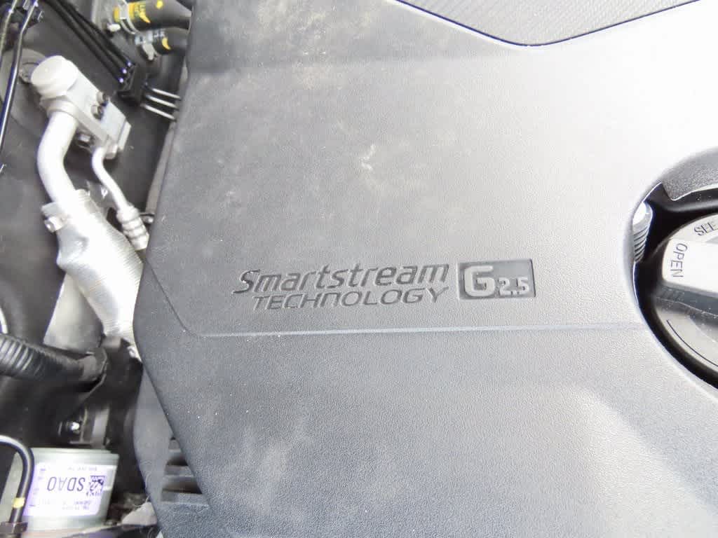 Thumbnail: 2022 Hyundai Santa Fe - 12