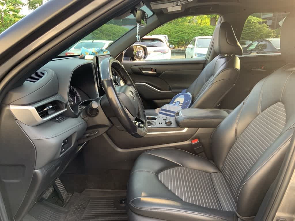 2023 Toyota Highlander XSE 4