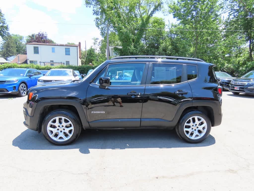 Thumbnail: 2015 Jeep Renegade - 3