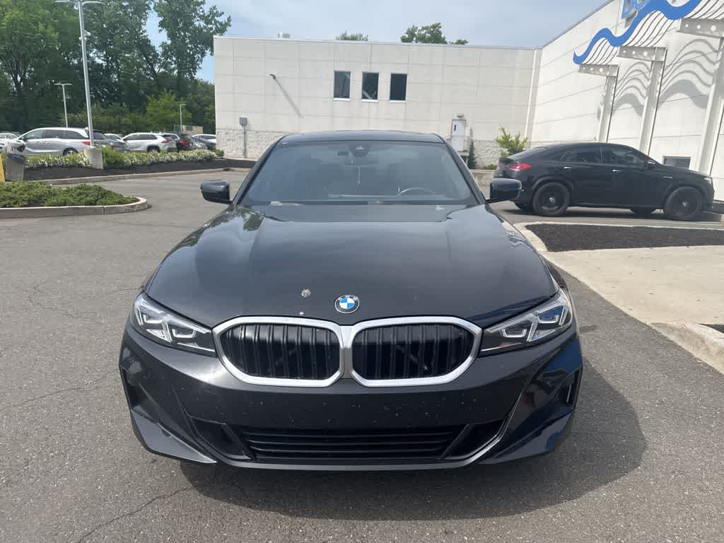 Thumbnail: 2024 BMW 3 Series - 2