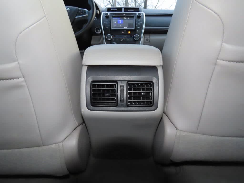 Thumbnail: 2015 Toyota Camry - 24