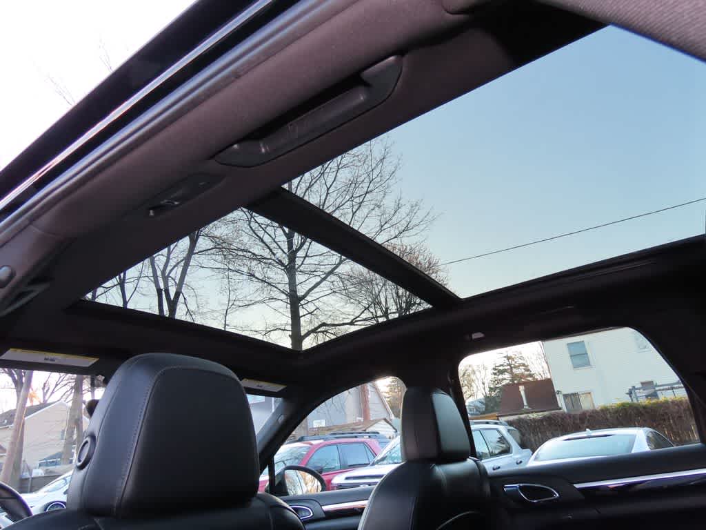 Thumbnail: 2012 Porsche Cayenne - 14