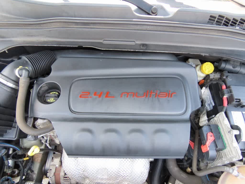 Thumbnail: 2015 Jeep Renegade - 12