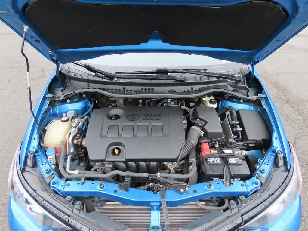 Thumbnail: 2017 Toyota Corolla iM - 9