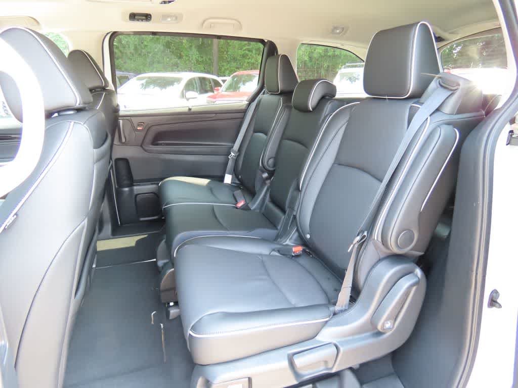 Thumbnail: 2026 Honda Odyssey - 14