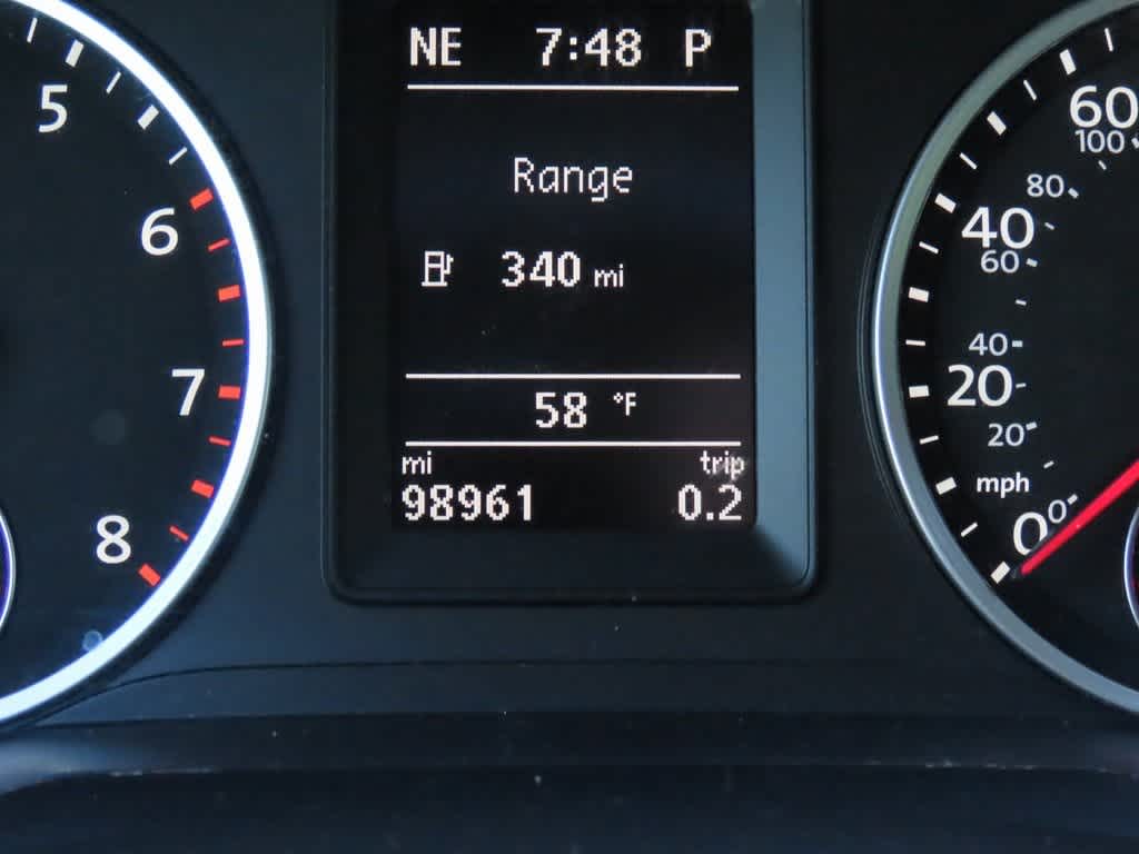 Thumbnail: 2015 Volkswagen Tiguan - 24