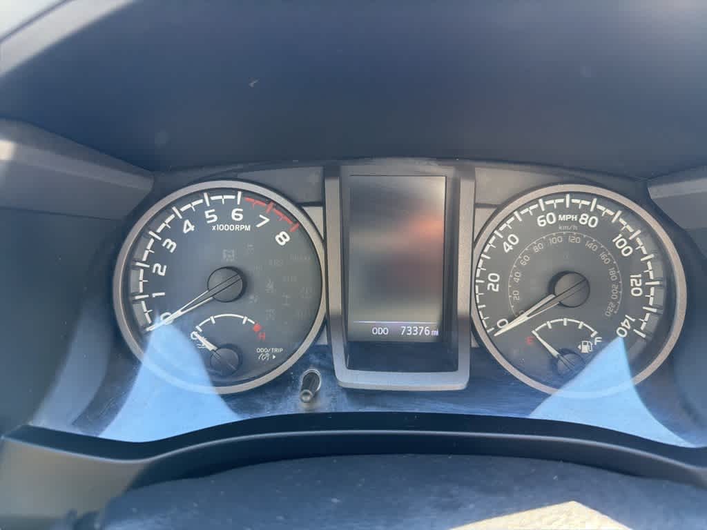 Thumbnail: 2019 Toyota Tacoma - 15