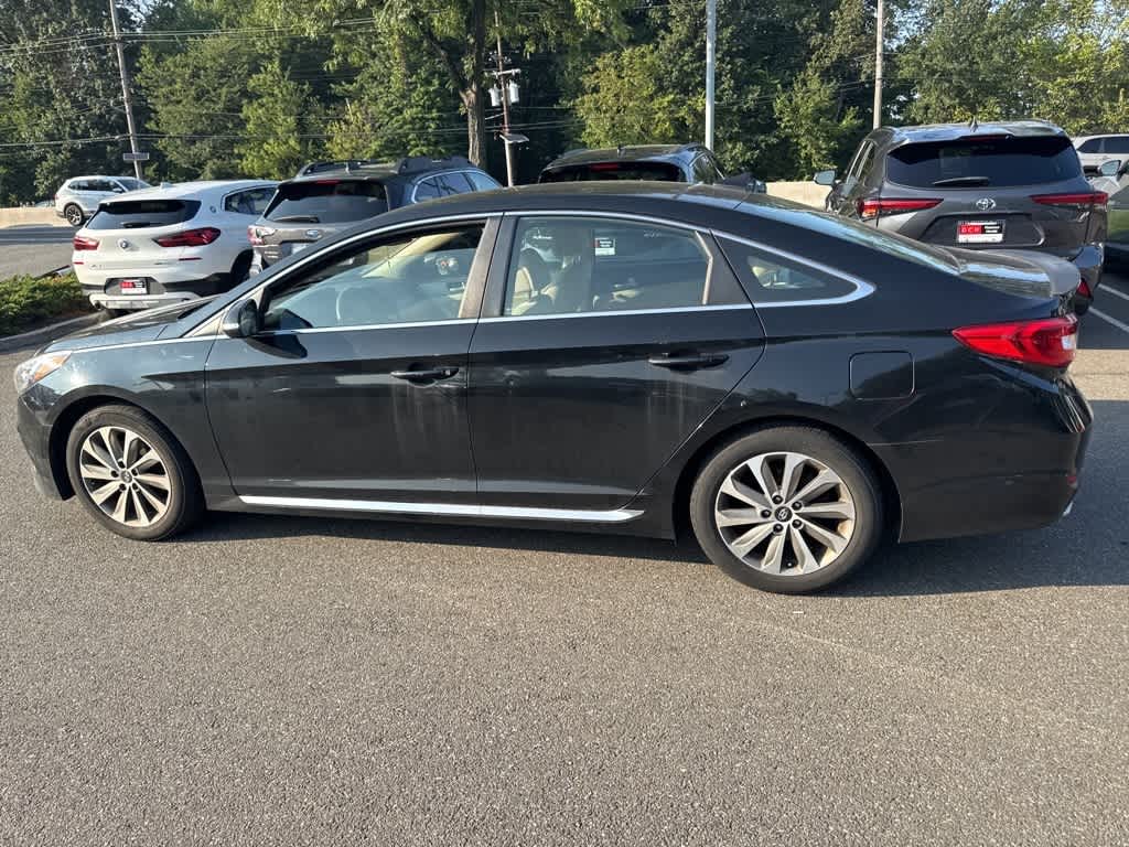 Thumbnail: 2015 Hyundai Sonata - 8