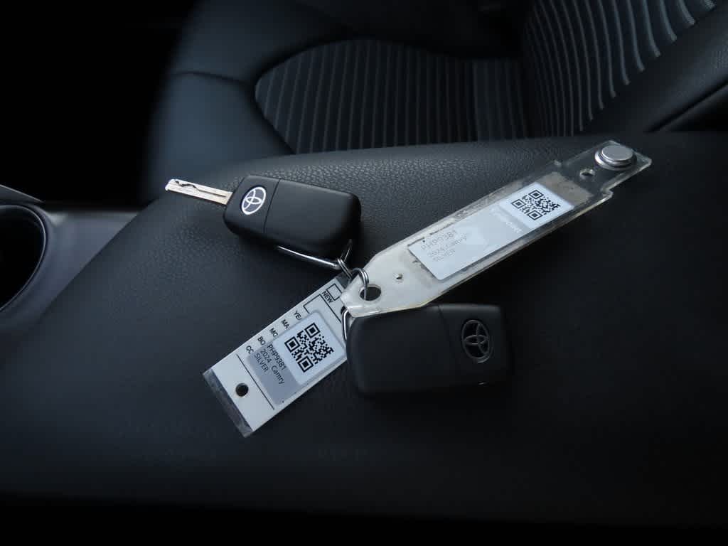 Thumbnail: 2024 Toyota Camry - 24