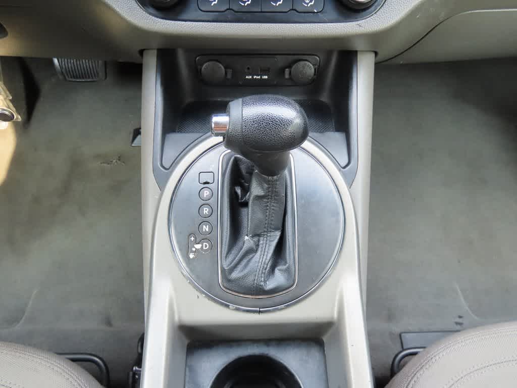 Thumbnail: 2011 Kia Sportage - 21