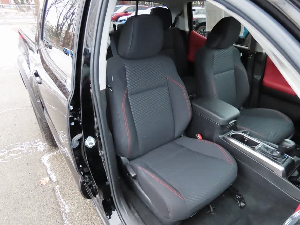 Thumbnail: 2023 Toyota Tacoma - 19