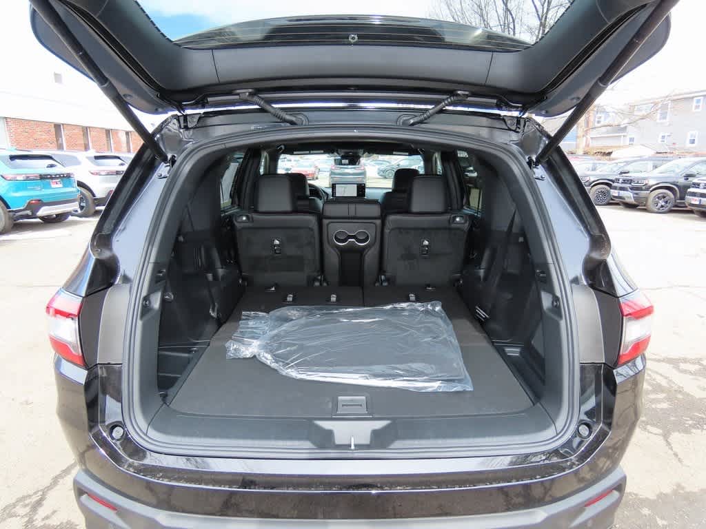 Thumbnail: 2026 Honda Pilot - 12