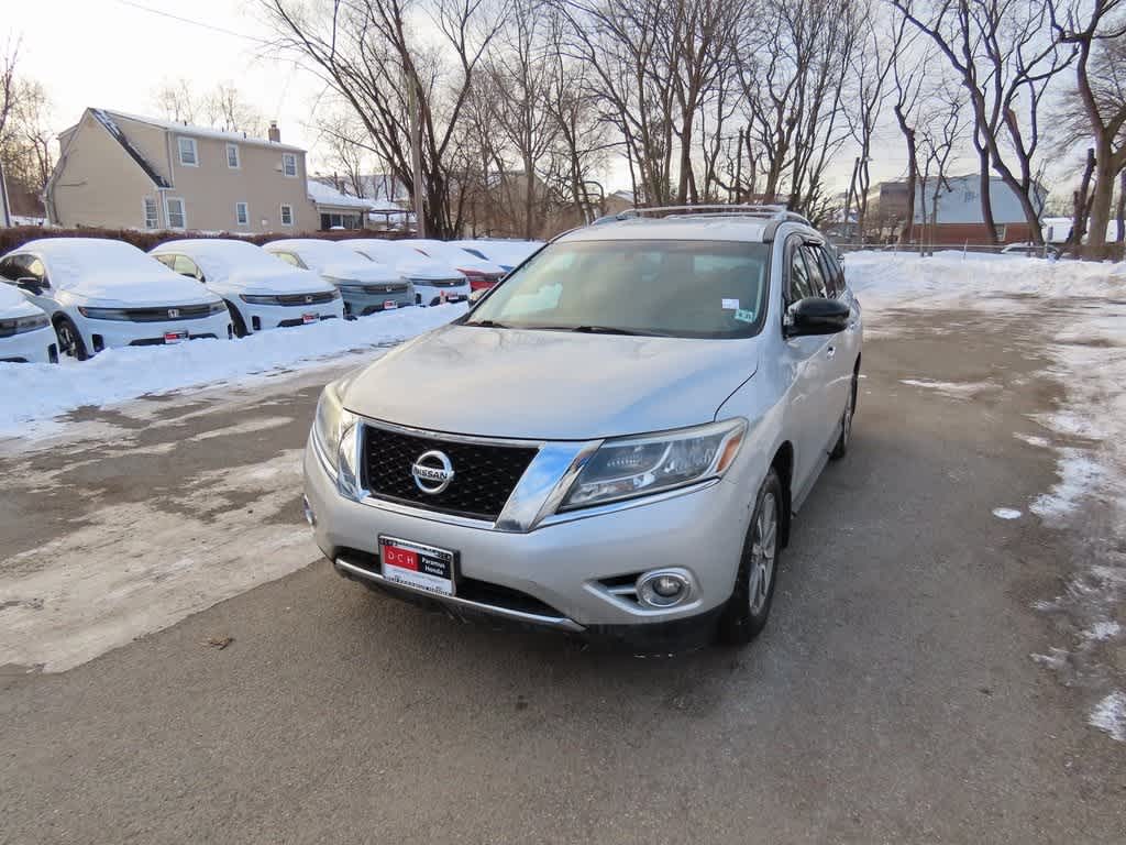 2016 Nissan Pathfinder SV -
                  Paramus, NJ
