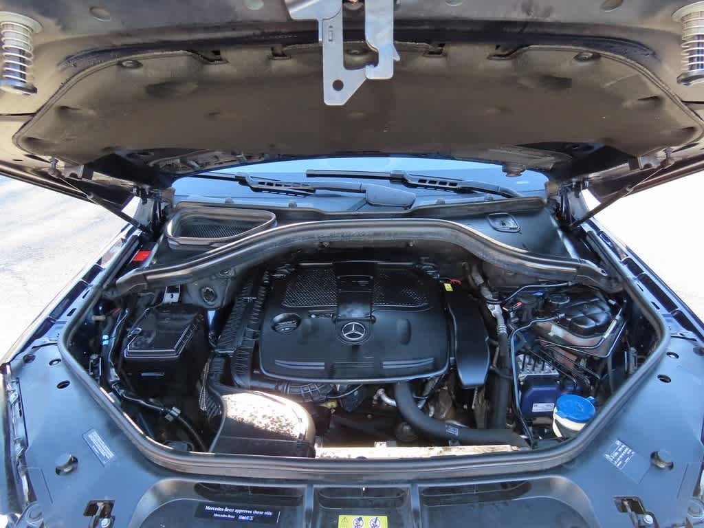 Thumbnail: 2015 Mercedes-Benz M-Class - 10